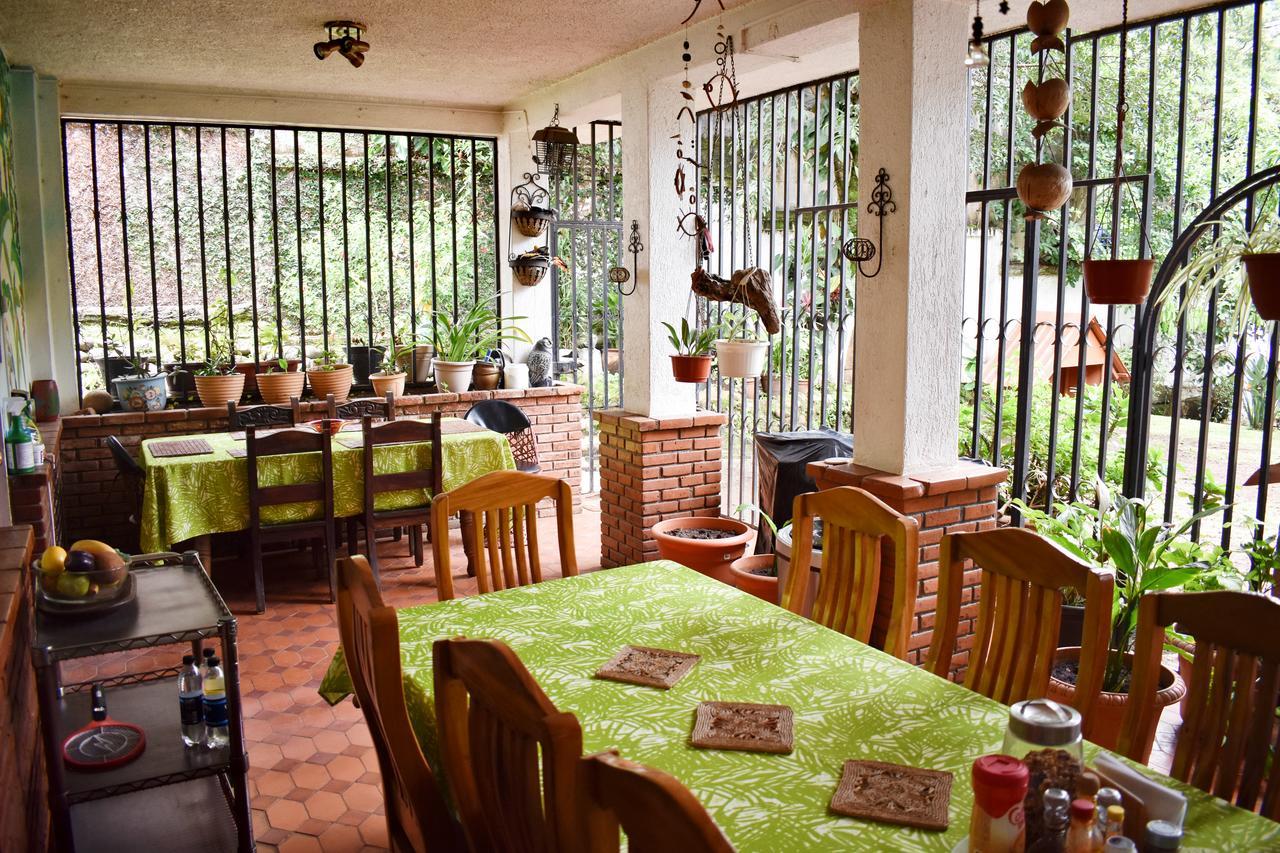 Cariari Bed & Breakfast San Jose  Exterior photo