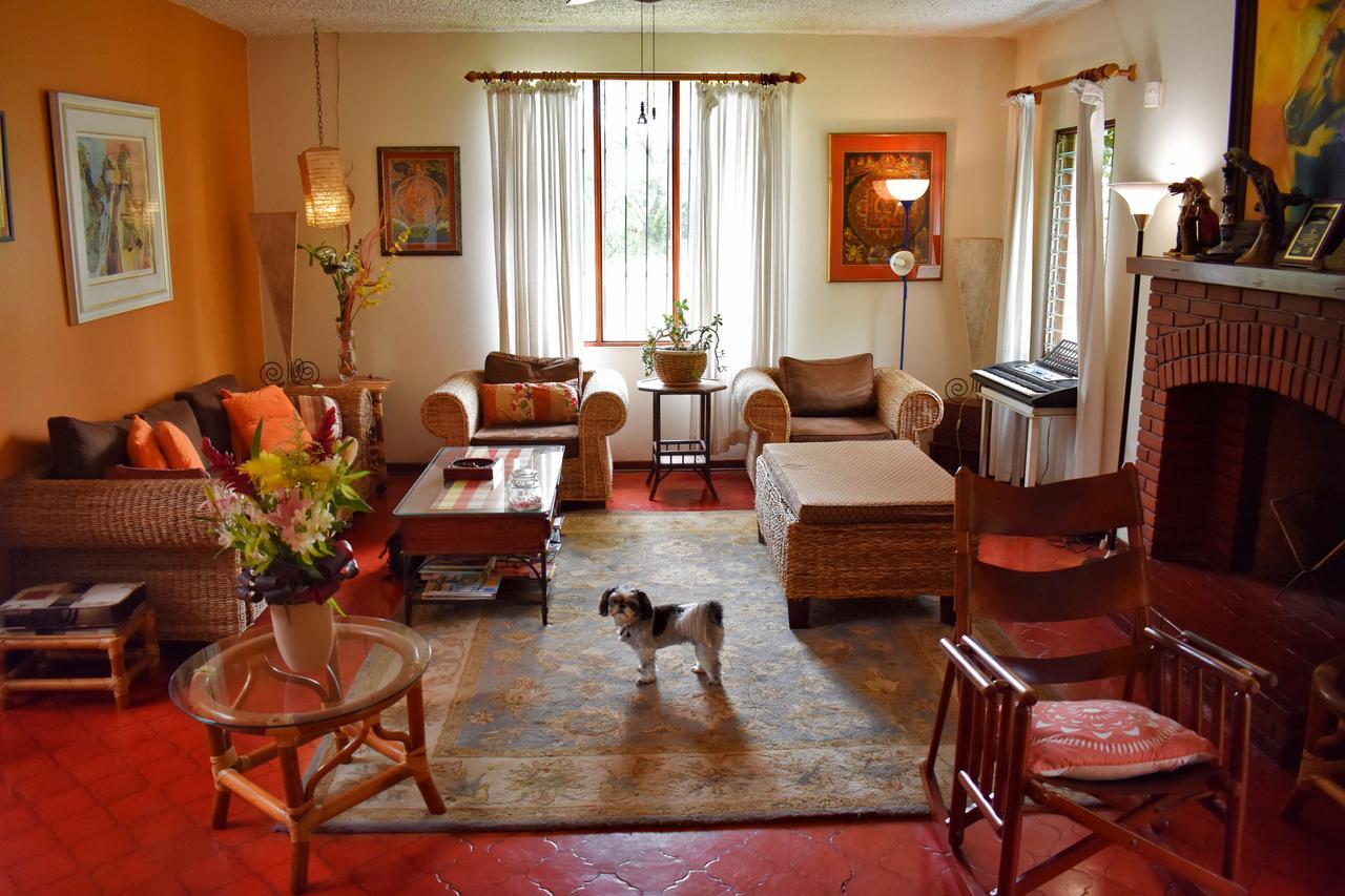 Cariari Bed & Breakfast San Jose  Exterior photo