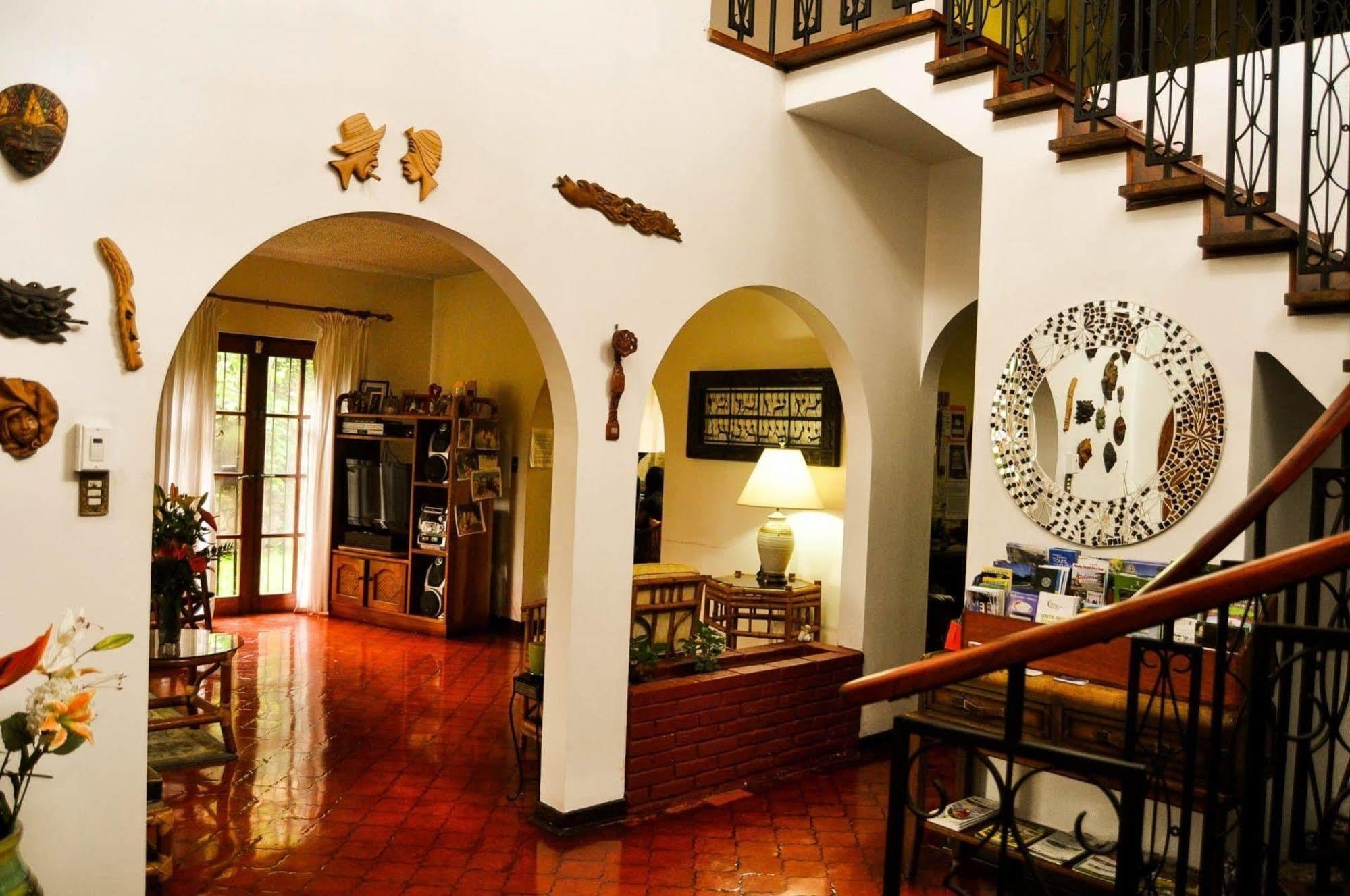 Cariari Bed & Breakfast San Jose  Exterior photo