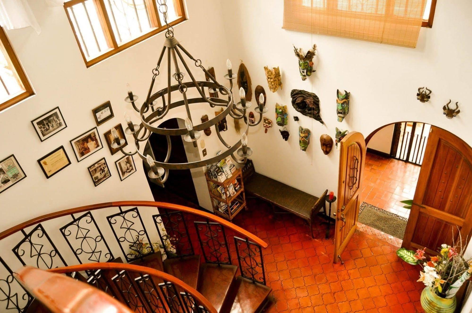 Cariari Bed & Breakfast San Jose  Exterior photo