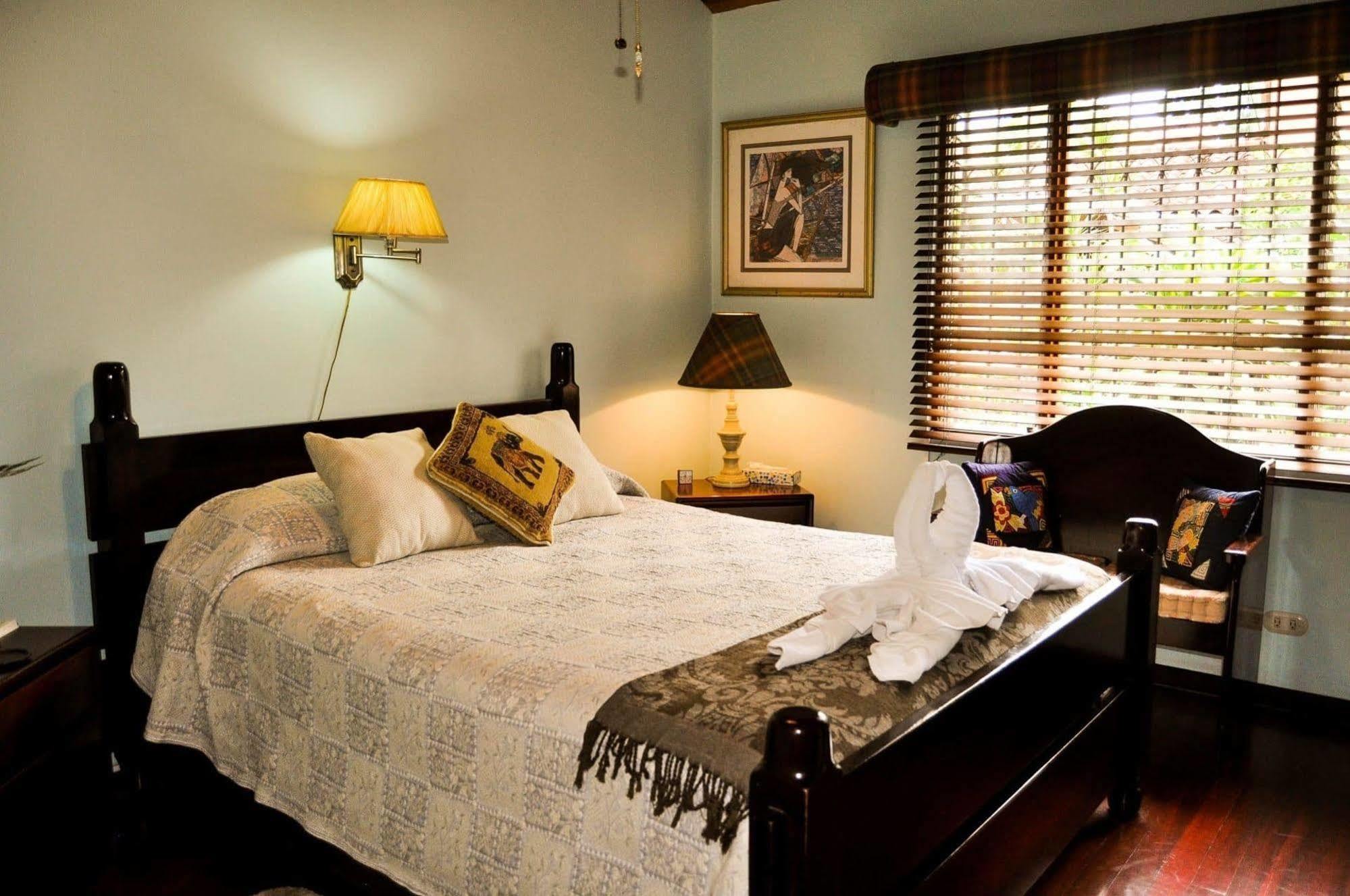 Cariari Bed & Breakfast San Jose  Exterior photo
